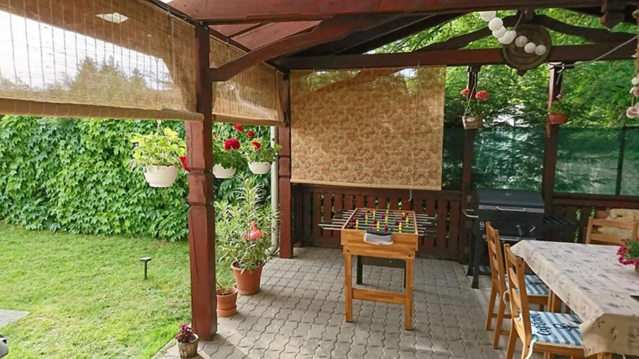 Liliána Vendégház Balatonfůzfő Extérieur photo