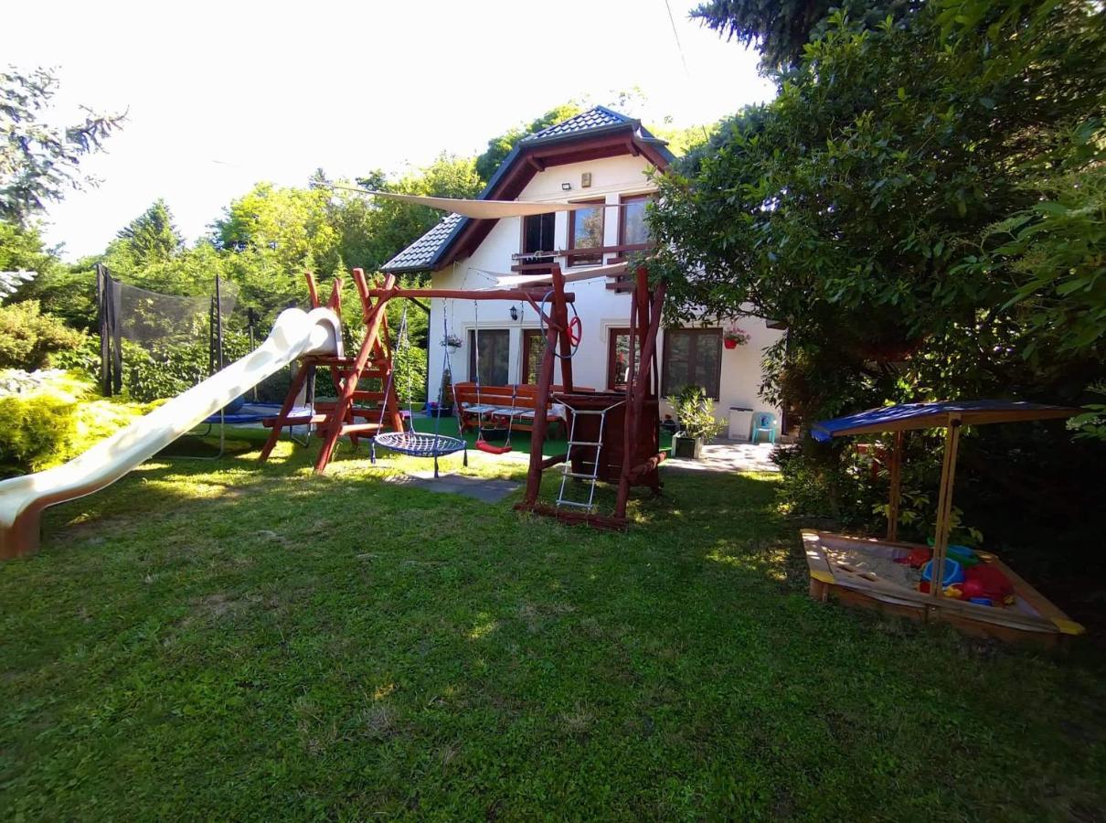 Liliána Vendégház Balatonfůzfő Extérieur photo