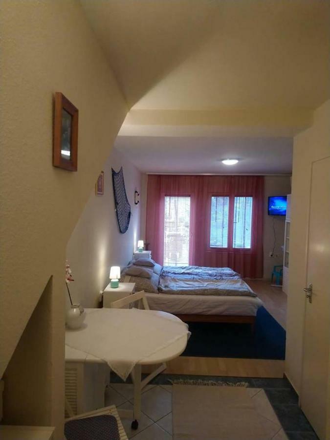 Liliána Vendégház Balatonfůzfő Extérieur photo
