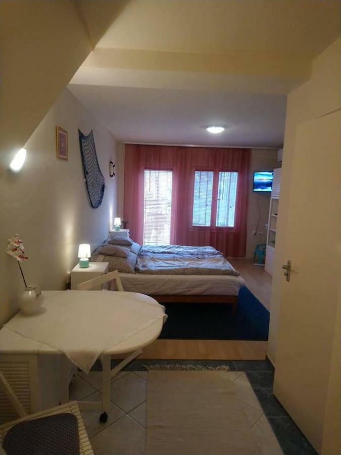 Liliána Vendégház Balatonfůzfő Extérieur photo